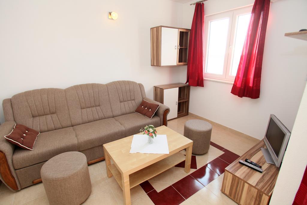 Apartments Villa Karlo Kaštela Eksteriør billede