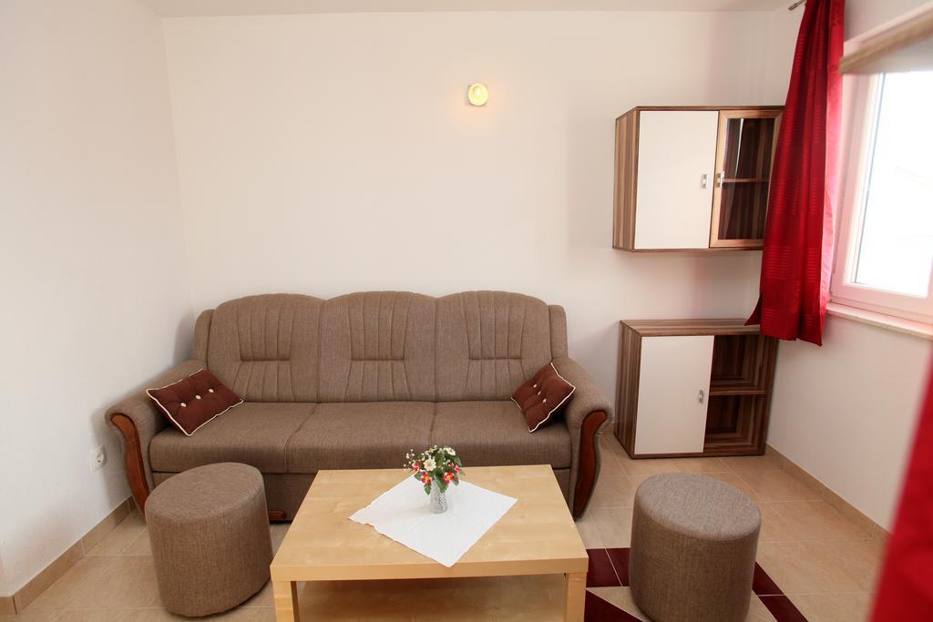 Apartments Villa Karlo Kaštela Eksteriør billede