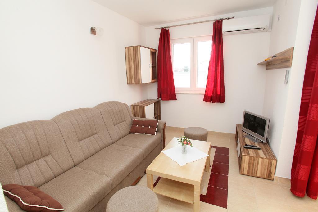 Apartments Villa Karlo Kaštela Eksteriør billede