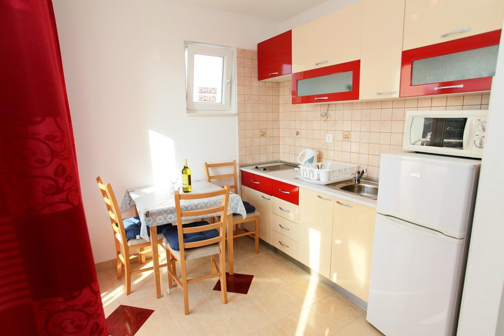 Apartments Villa Karlo Kaštela Eksteriør billede