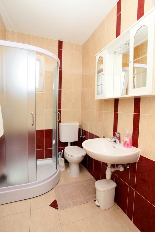 Apartments Villa Karlo Kaštela Eksteriør billede
