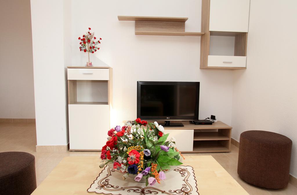 Apartments Villa Karlo Kaštela Eksteriør billede